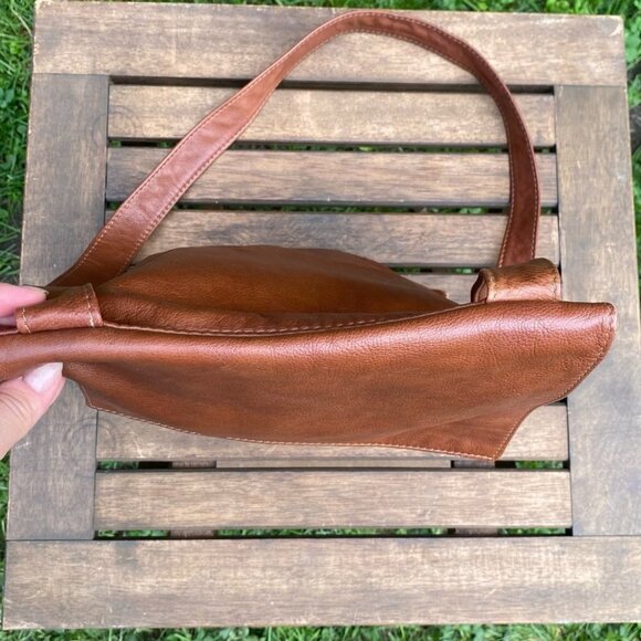 Fierce Canada Brown Faux Leather Crossbody Purse - Picture 7 of 11